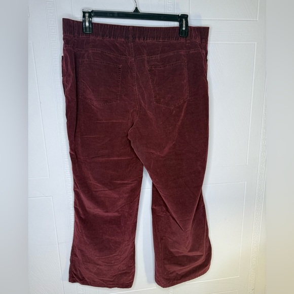 Lafayette 148 Mercer Stretchy Corduroy Flared Leg Pants Wine Red Plus Size 18W - Picture 9 of 12